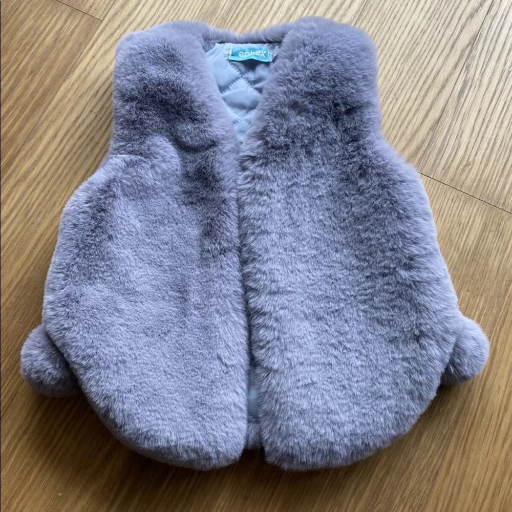Ephex Girl Grey Fur Gilet Jacket Vest Outwear With Cute Balls Size 6-7